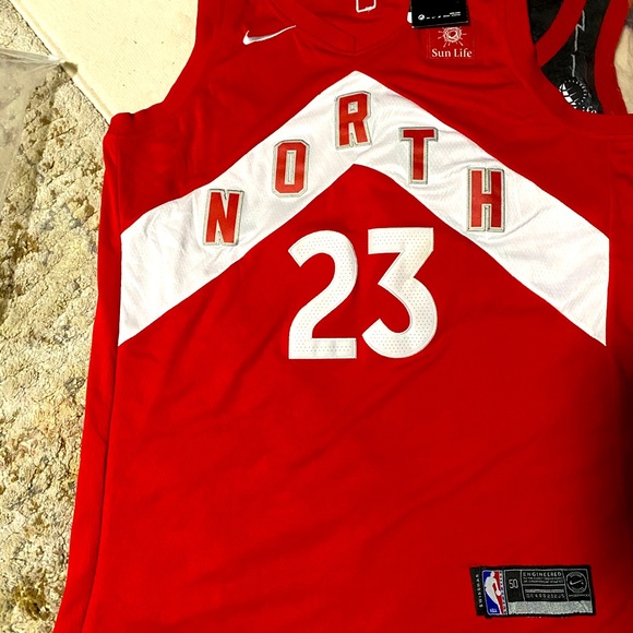Toronto raptors jersey - Picture 4 of 5